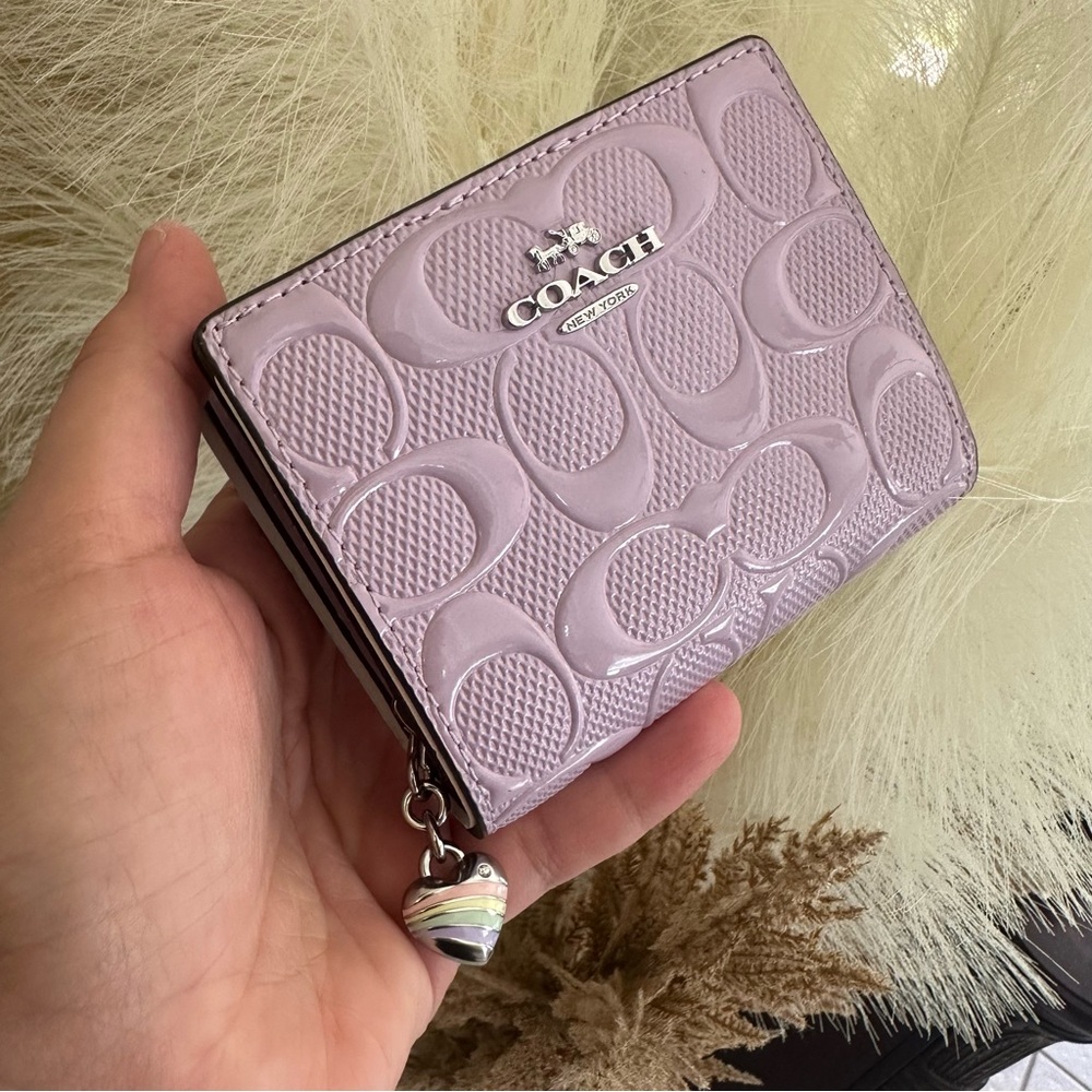 Coach Snap Wallet In Signature Leather With Heart Charm